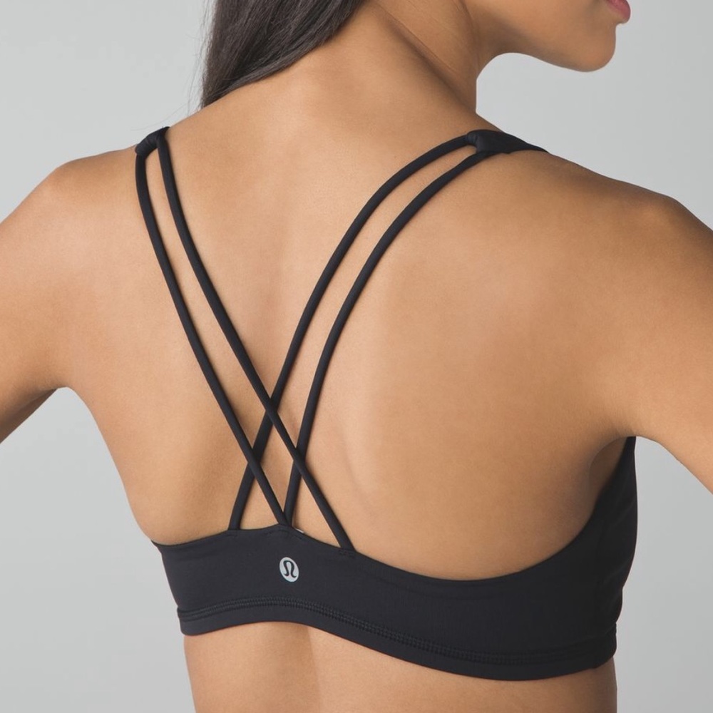 Lululemon Free to Be Sports Bra